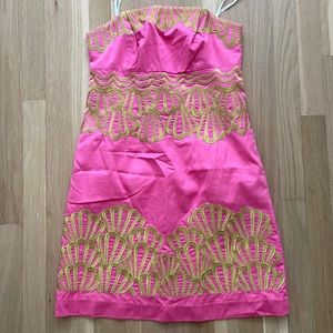 Worn once Lilly Pulitzer pink and gold strapless dress. Size 8.